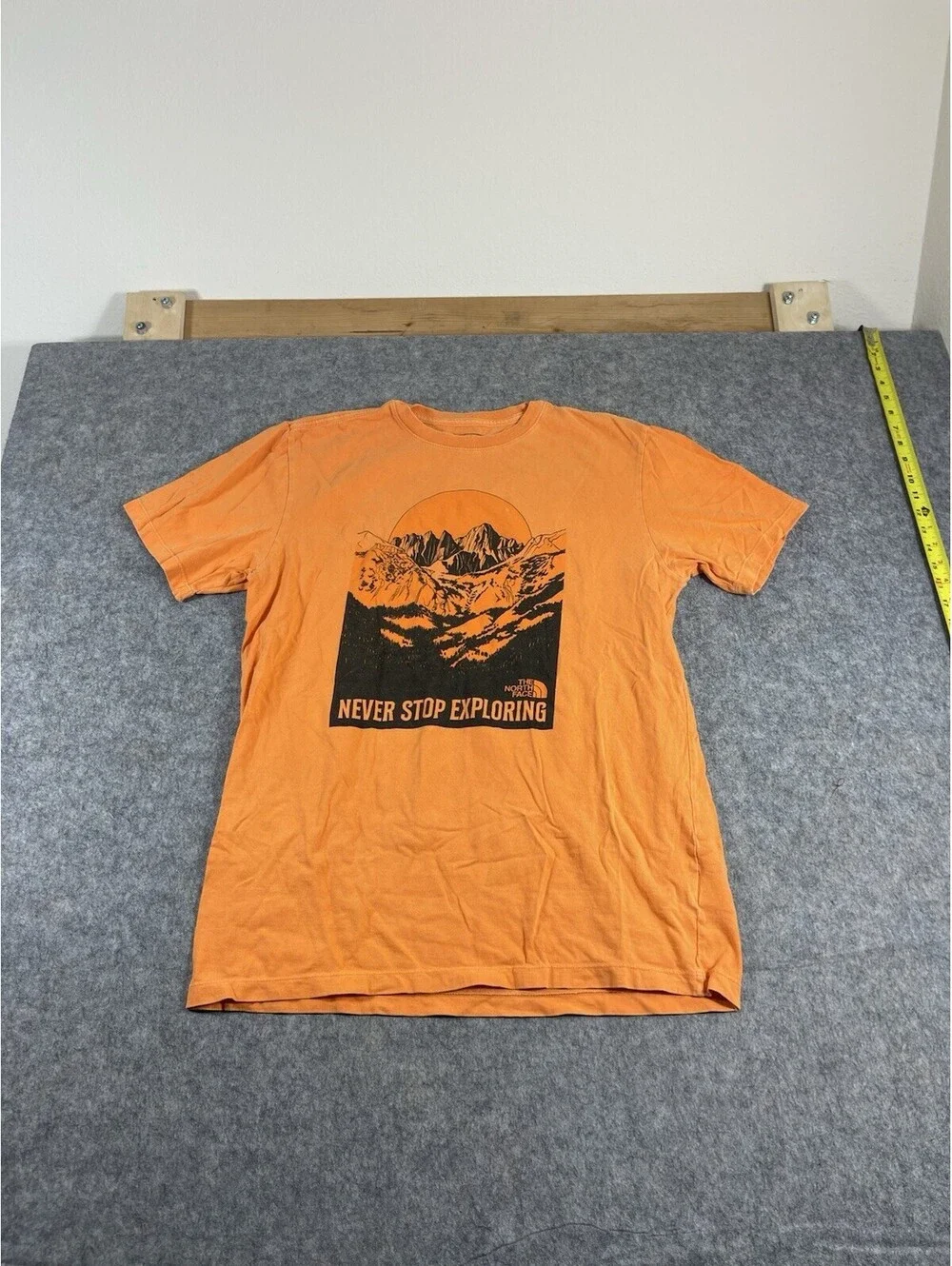 The North Face Shirt Mens Medium Orange Hike Logo Short Sleeve